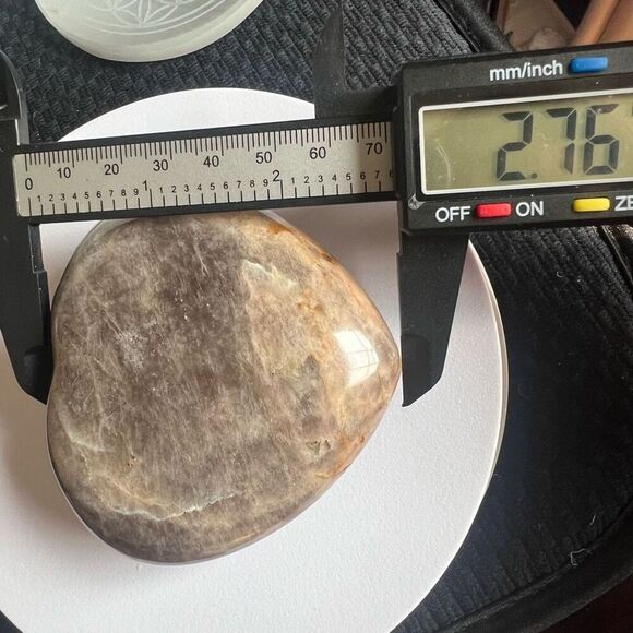 Black‎ Moonstone Large Puffy Heart with Stand - Picture 9 of 13